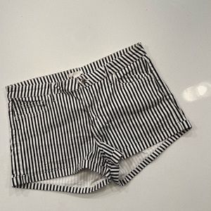 12 - H&M - Jean Shorts - Black & White Stripe
